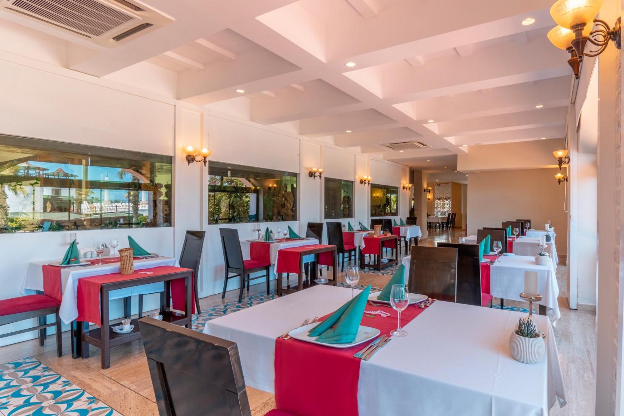 Отель Emelda Sun Club Кемер Экстерьер фото