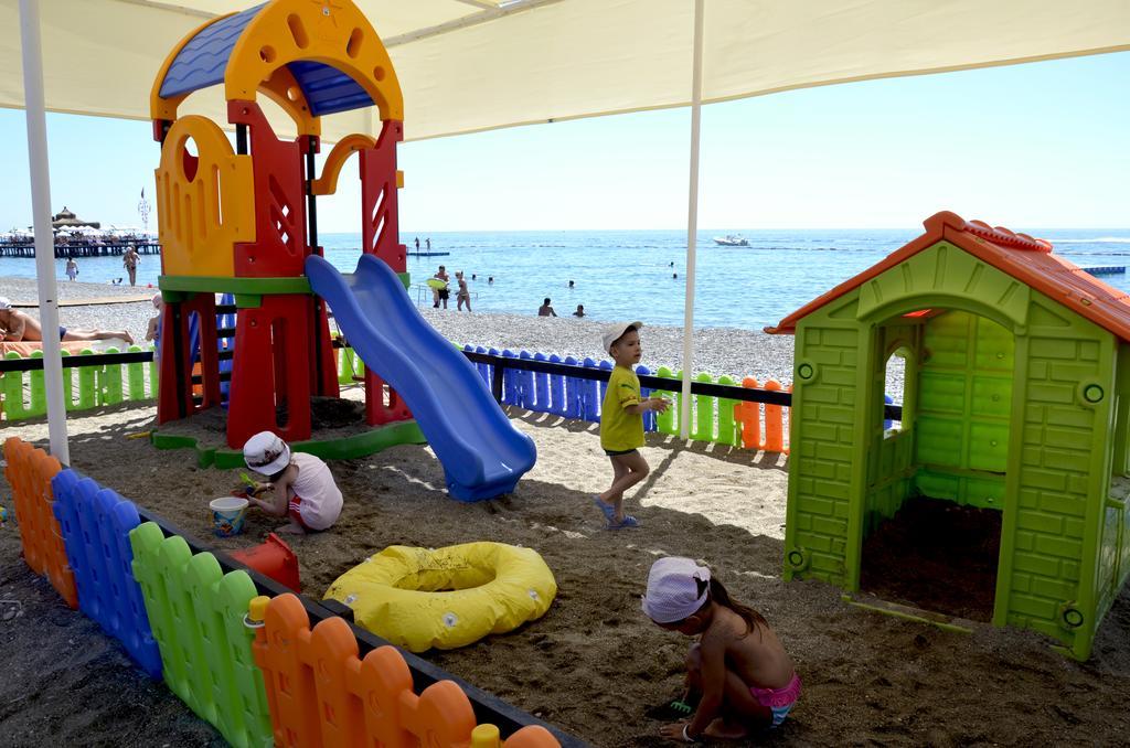 Отель Emelda Sun Club Кемер Экстерьер фото
